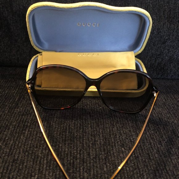 WOMEN GUCCI 61MM BUTTERFLY SUNGLASSES (NWOT) GUCCI WOMAN RECYCLED BUTTERFLY SUNGLASSES - Planet Bardot main image 2